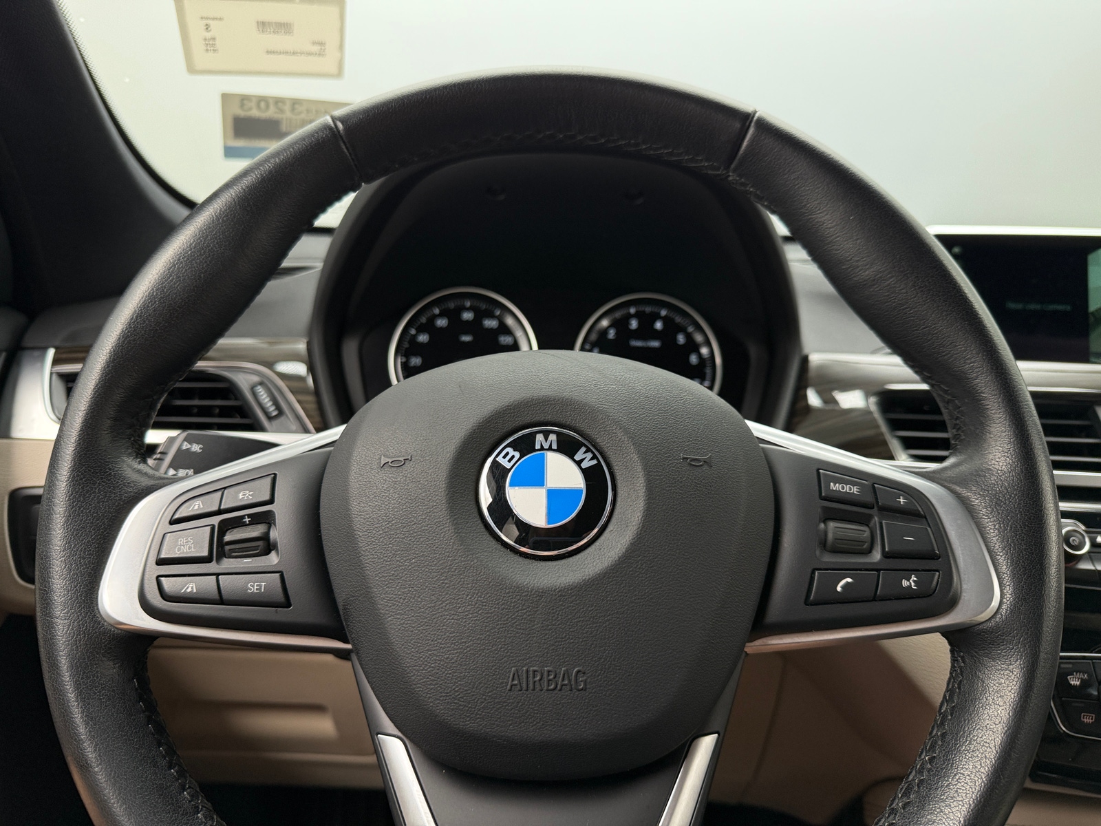 Thumbnail: 2018 BMW X1 - 4
