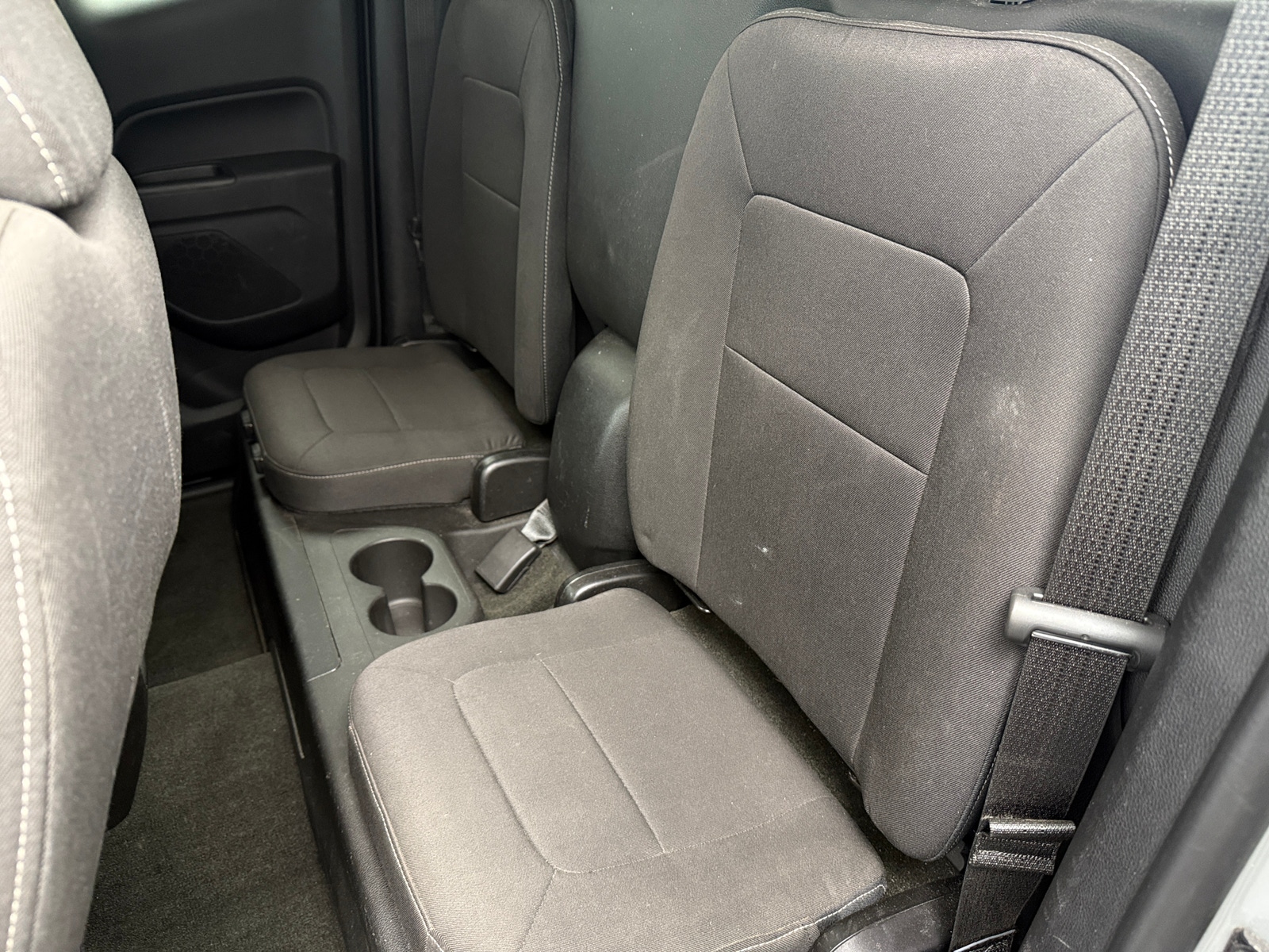 Thumbnail: 2016 GMC Canyon - 6