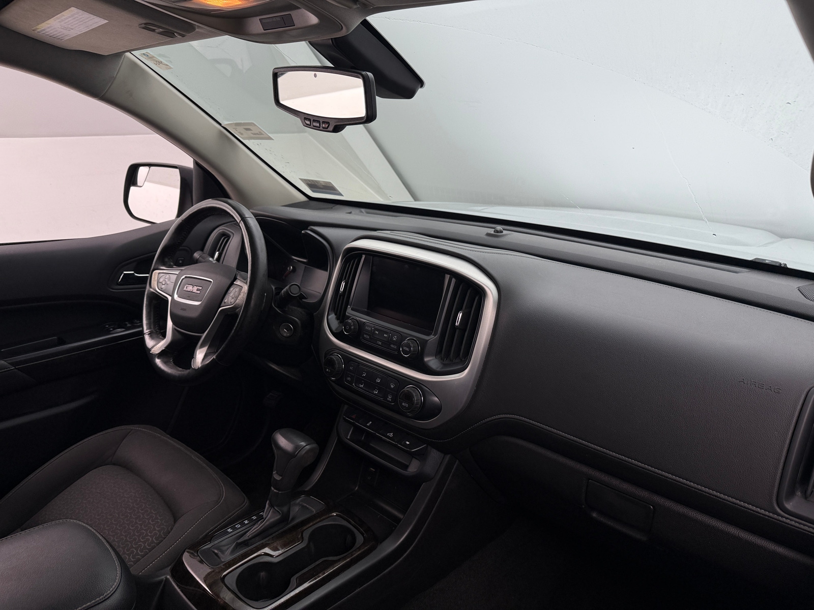 Thumbnail: 2016 GMC Canyon - 3