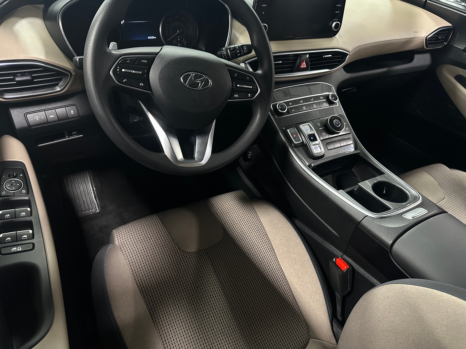 Thumbnail: 2022 Hyundai Santa Fe - 3