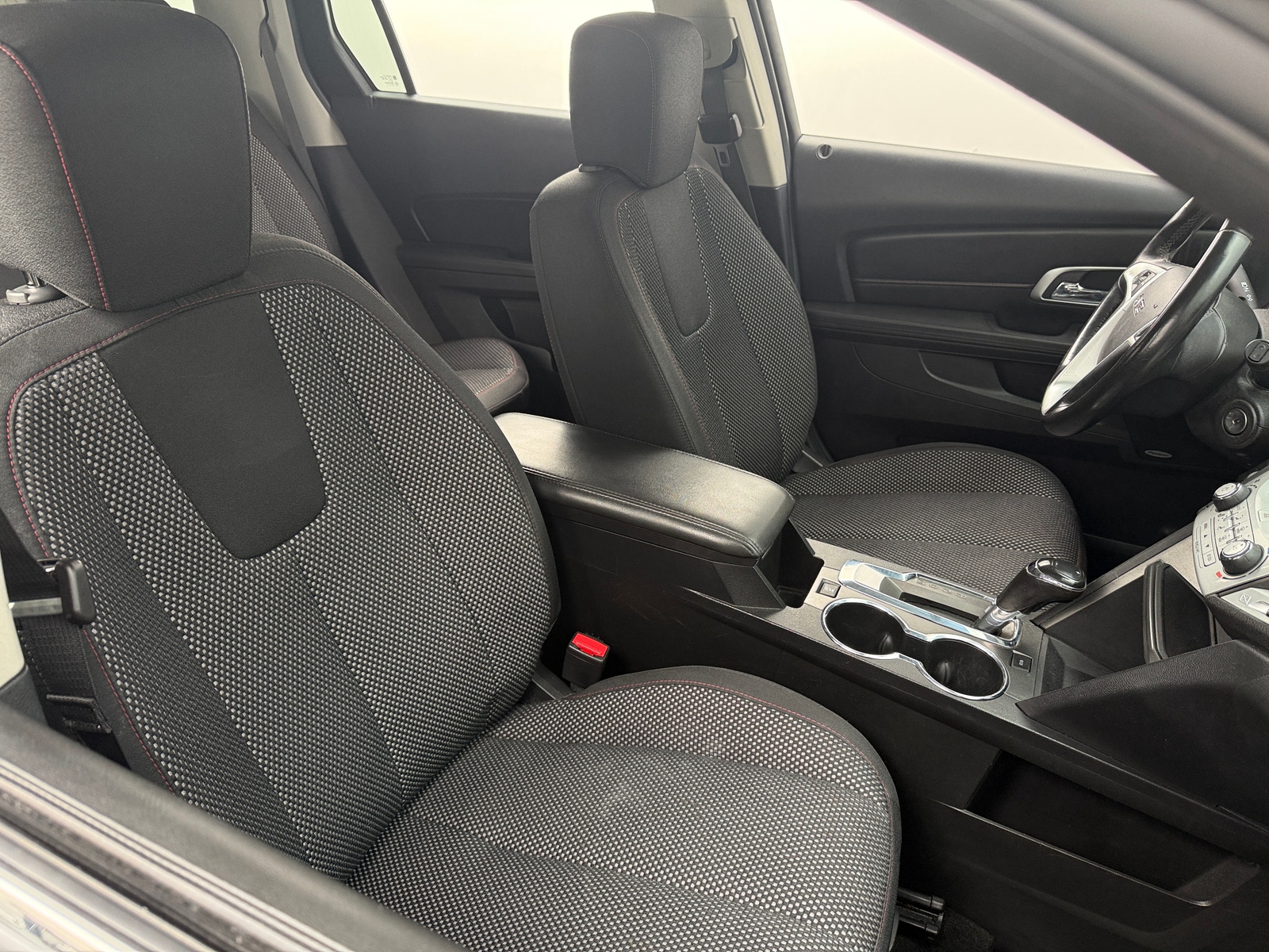 Thumbnail: 2017 GMC Terrain - 2