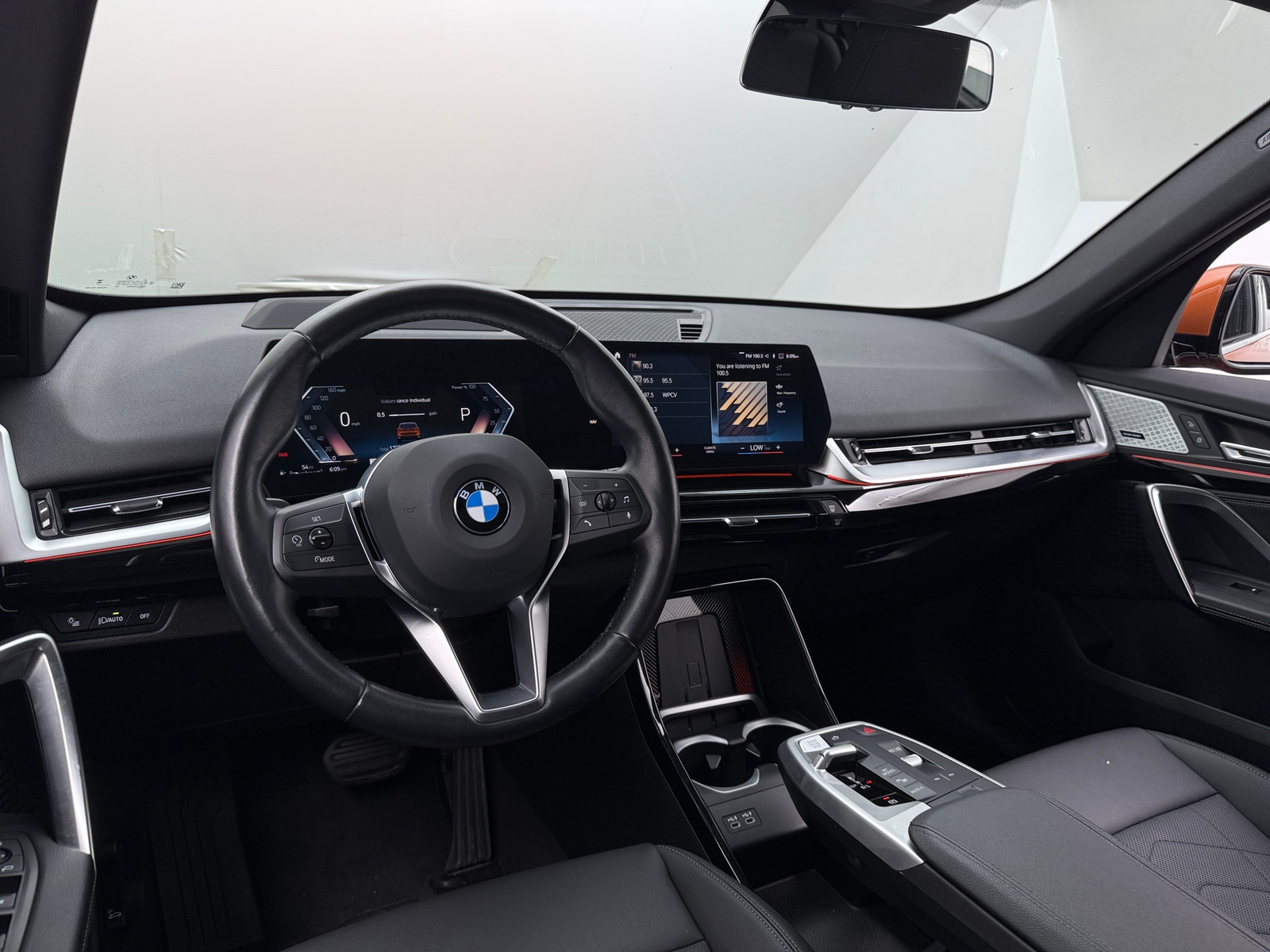 Thumbnail: 2023 BMW X1 - 2