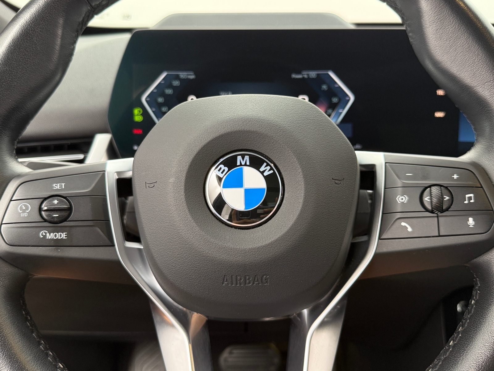 Thumbnail: 2023 BMW X1 - 4