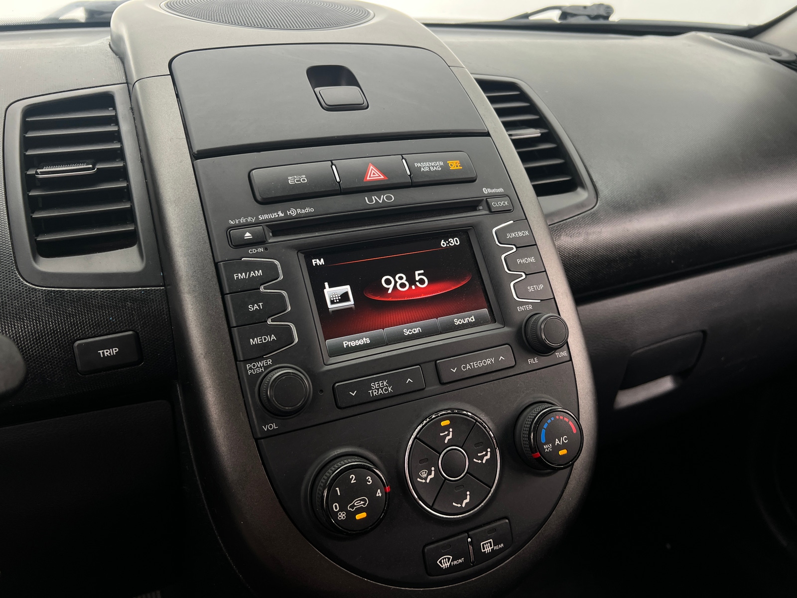Thumbnail: 2012 Kia Soul - 4
