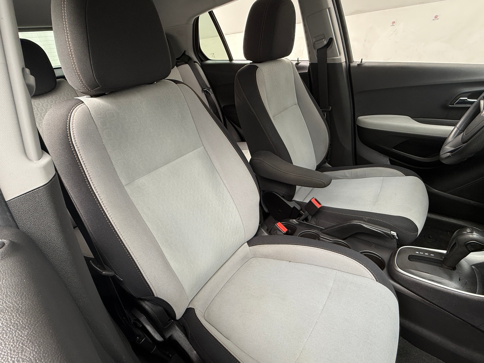 Thumbnail: 2019 Chevrolet Trax - 2