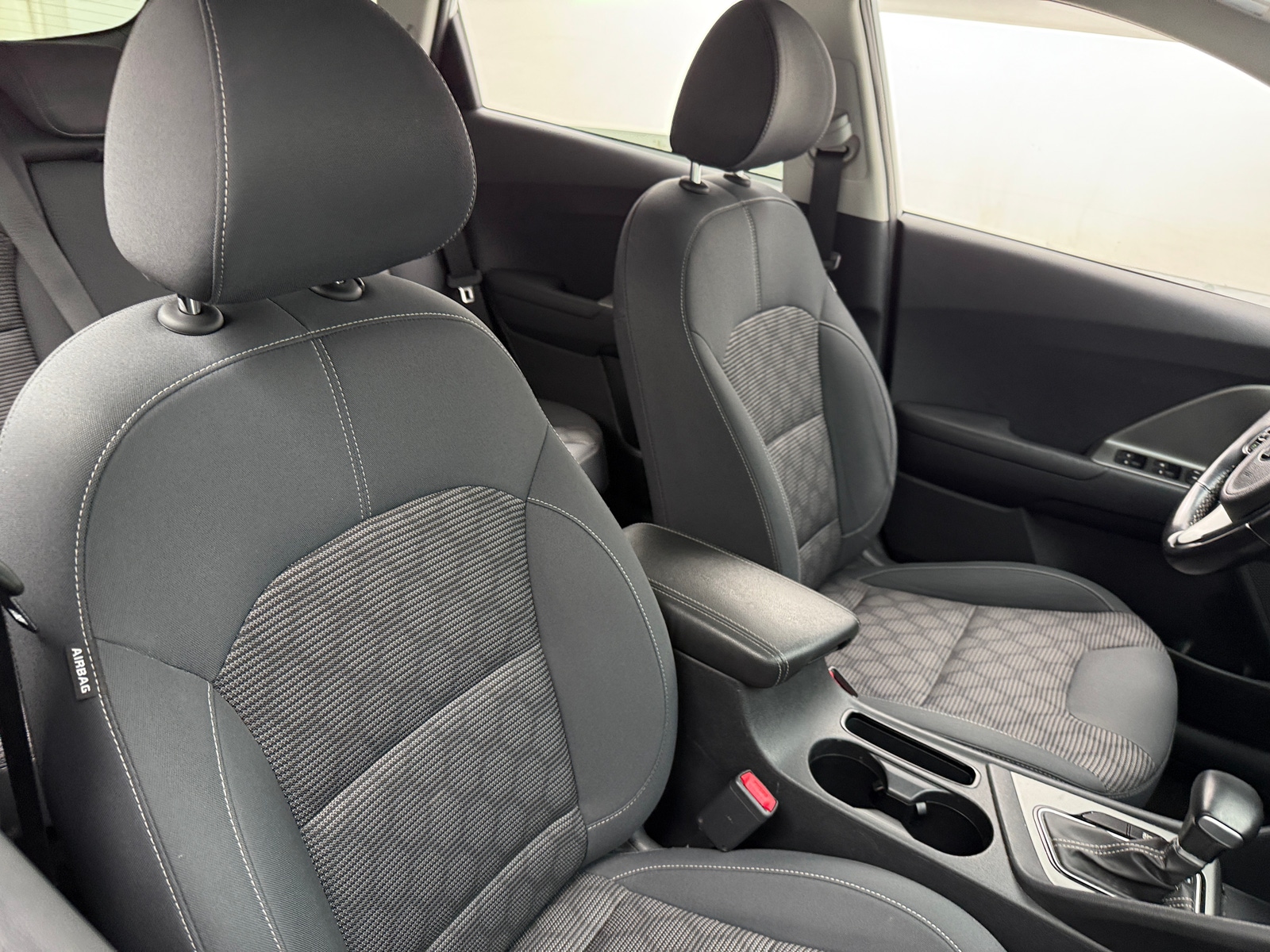 Thumbnail: 2019 Kia Niro - 2