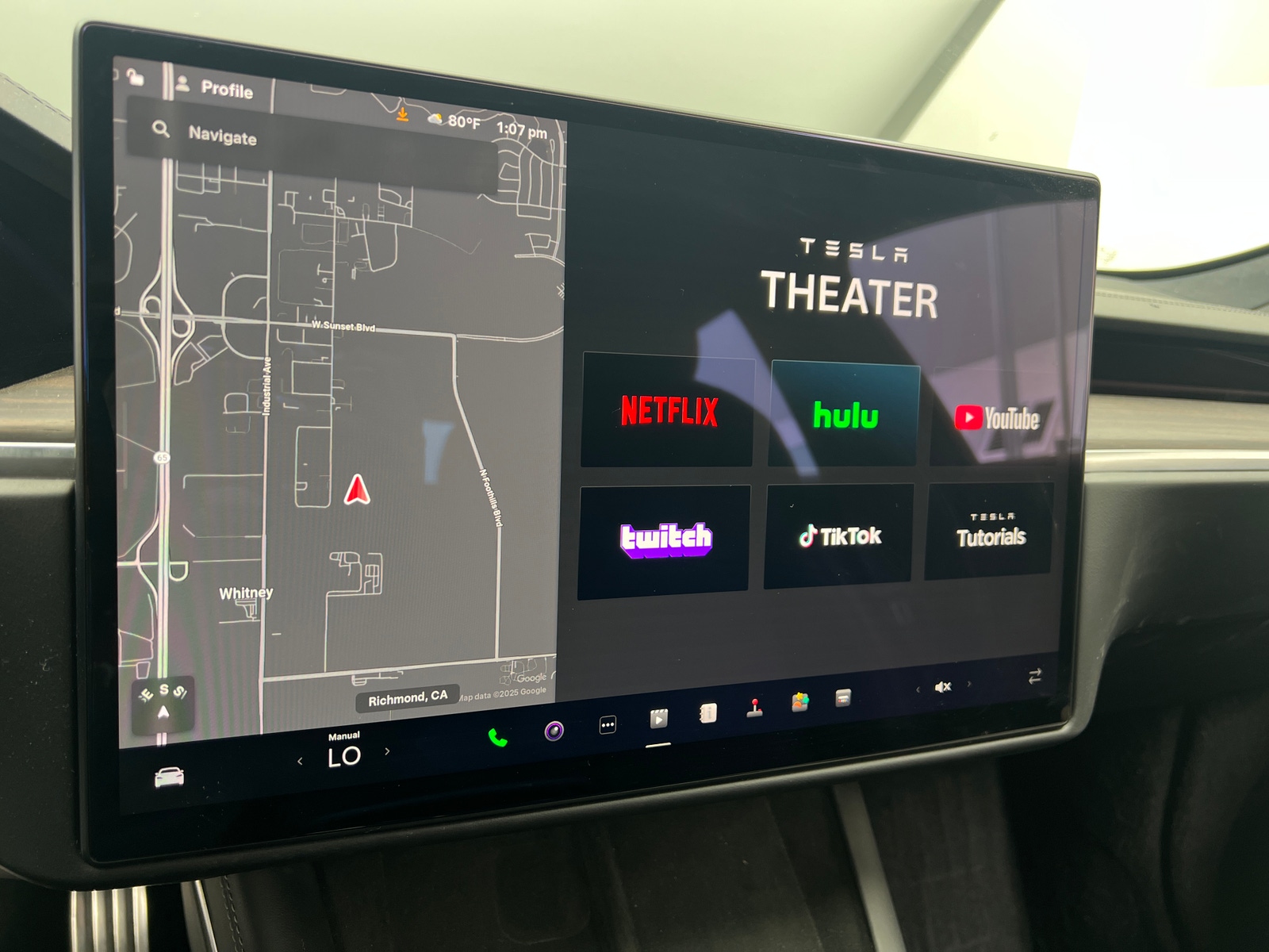 Thumbnail: 2023 Tesla Model S - 3