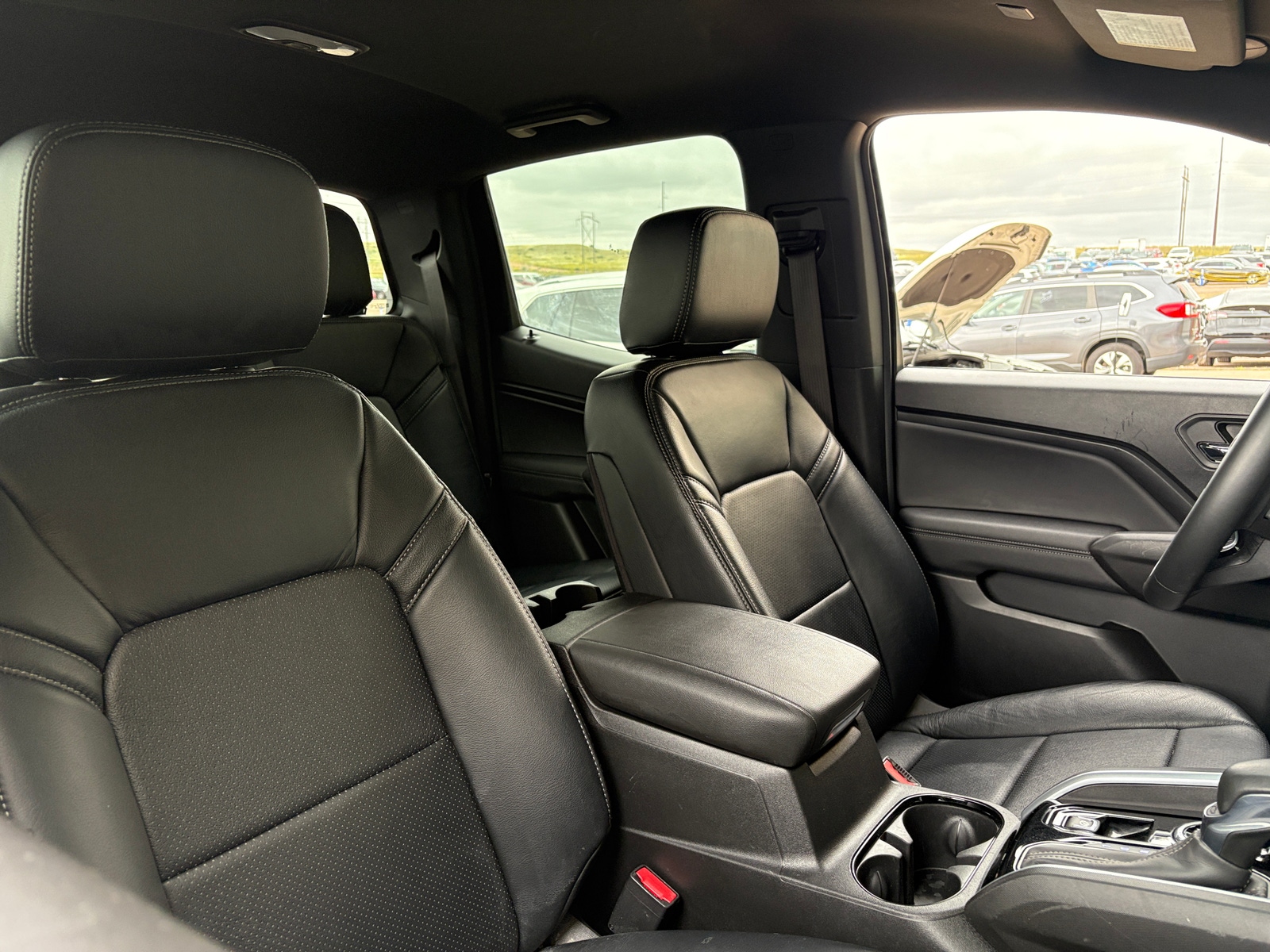 Thumbnail: 2023 Chevrolet Colorado - 2