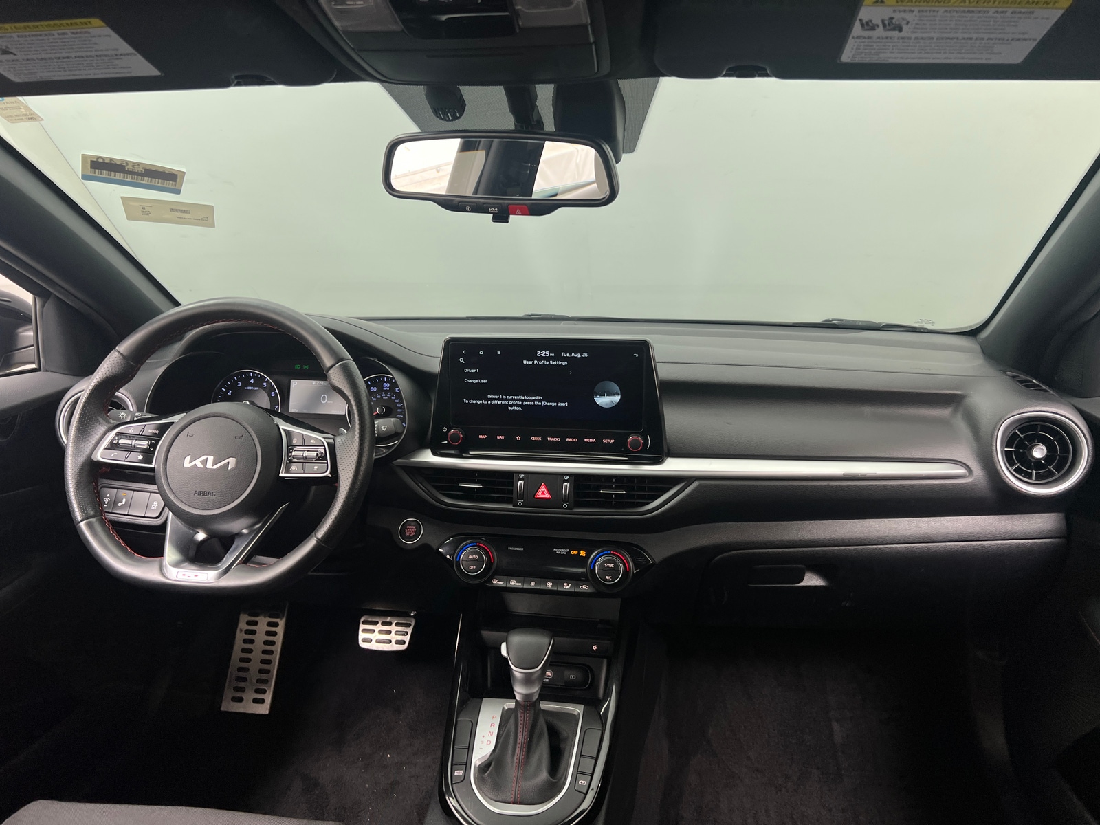 Thumbnail: 2024 Kia Forte - 3