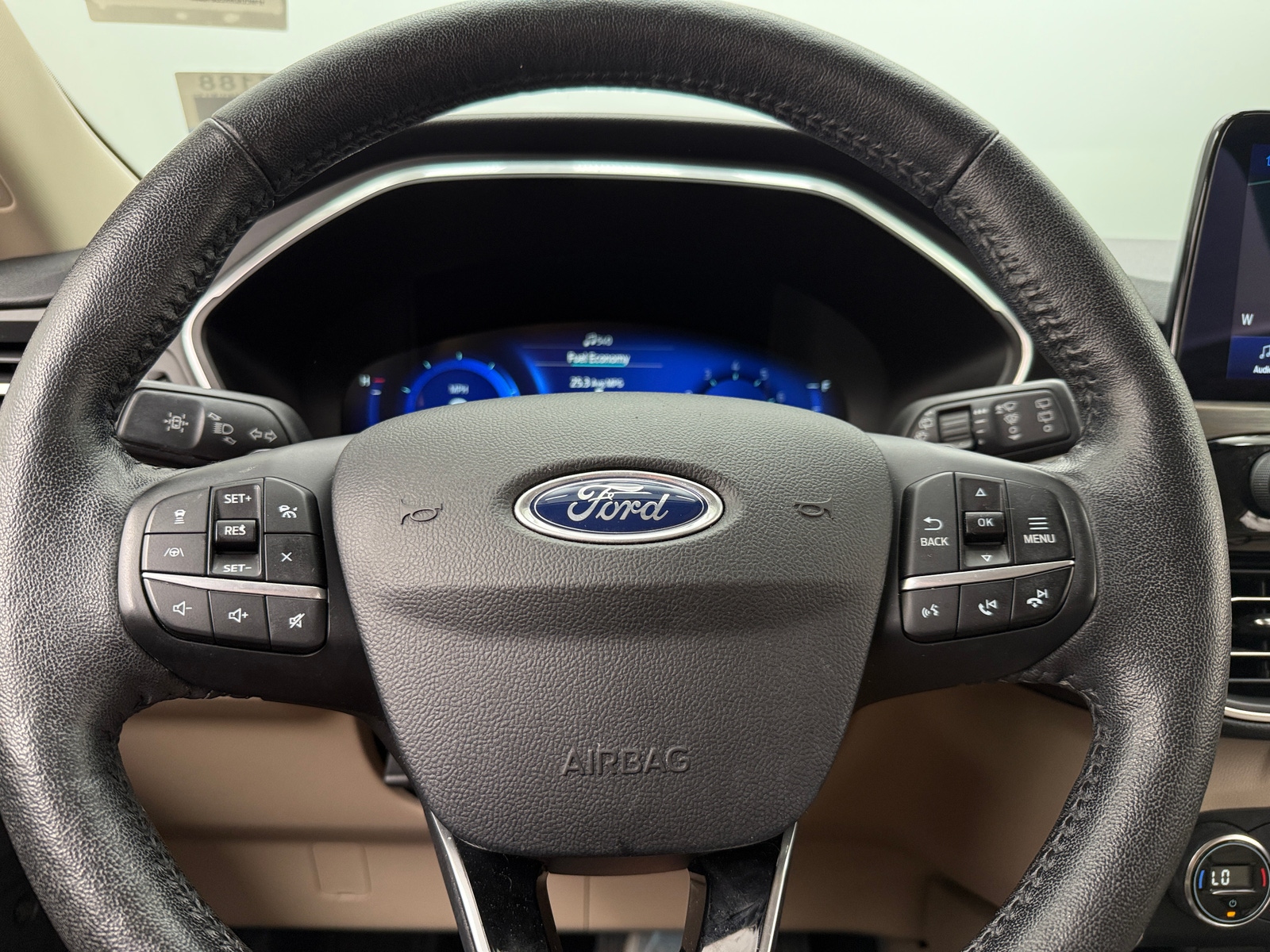 Thumbnail: 2020 Ford Escape - 4