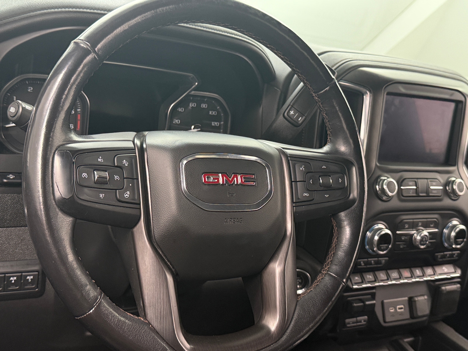 Thumbnail: 2020 GMC Sierra 1500 - 5
