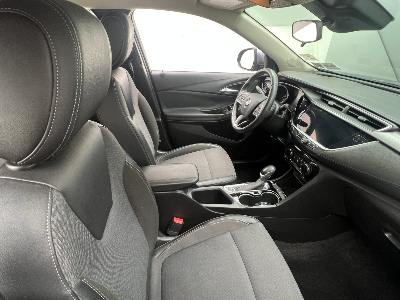 Thumbnail: 2021 Buick Encore GX - 2