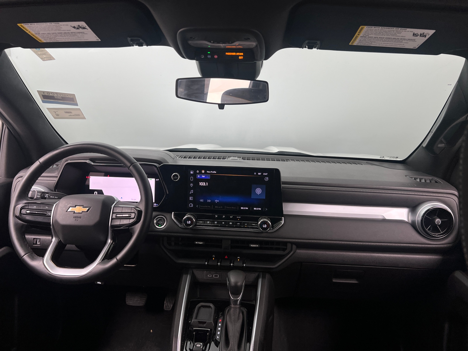 Thumbnail: 2024 Chevrolet Colorado - 3