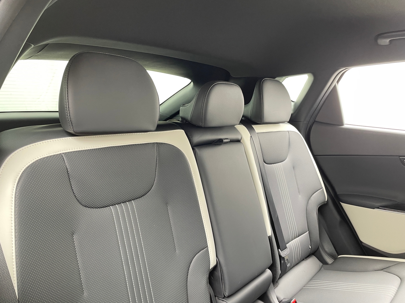 Thumbnail: 2024 Kia EV6 - 5