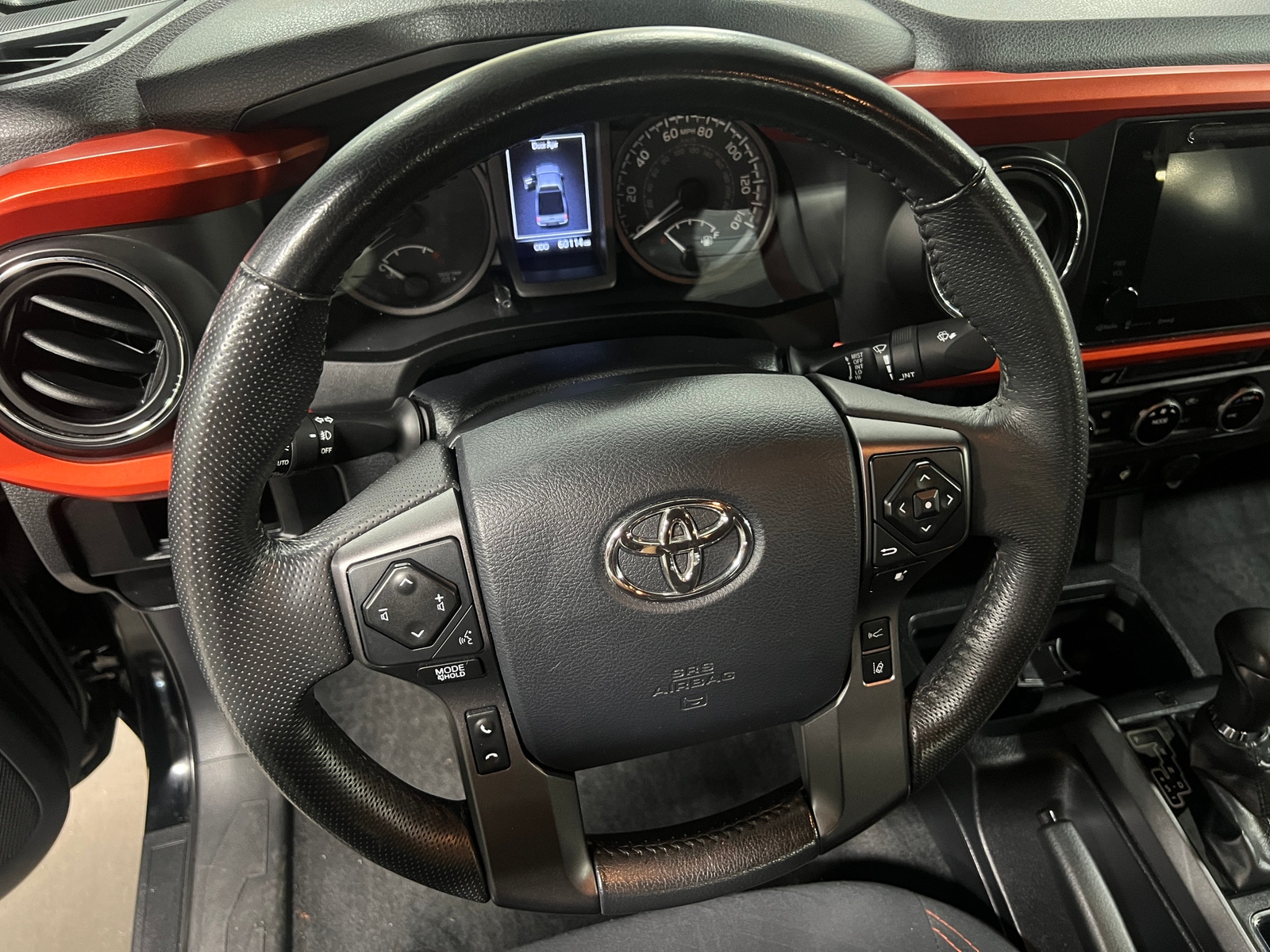 Thumbnail: 2018 Toyota Tacoma - 5