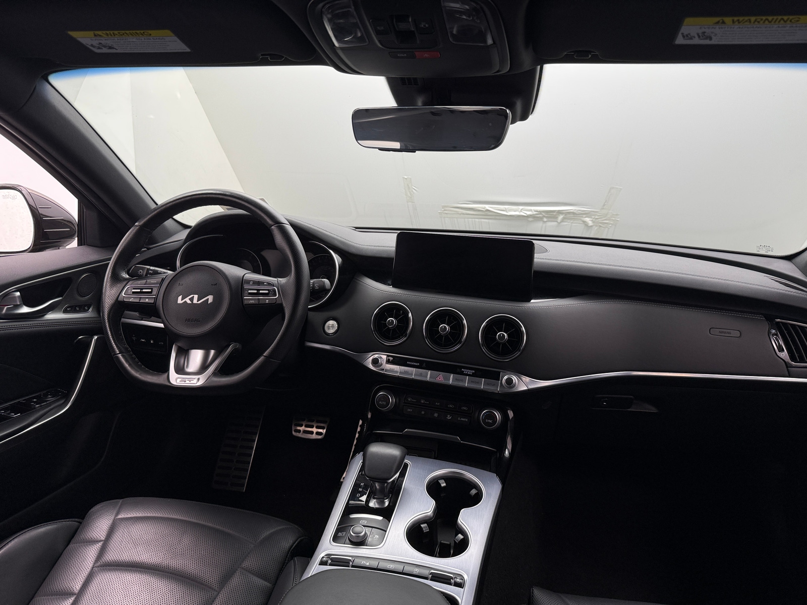Thumbnail: 2023 Kia Stinger - 2