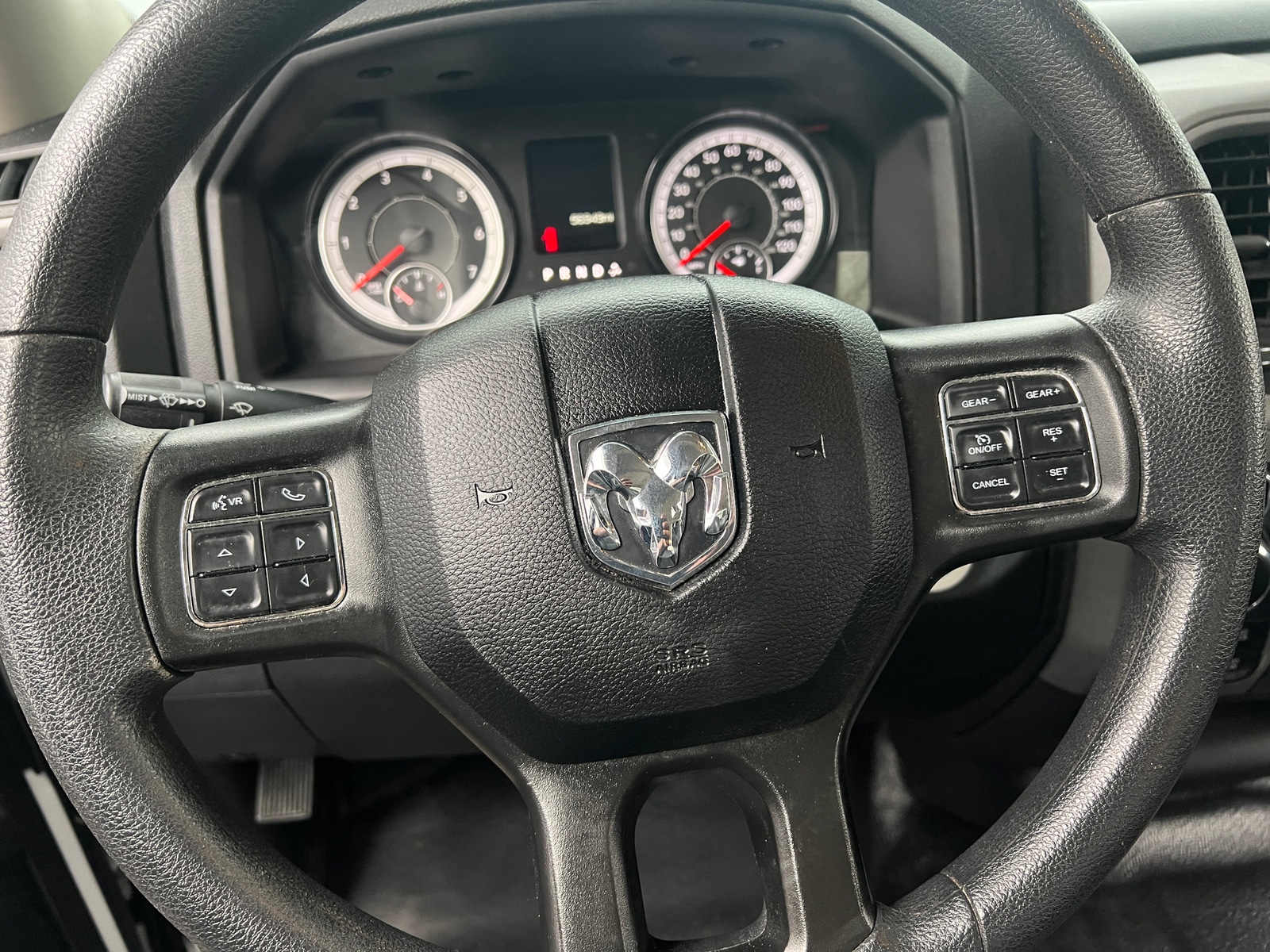Thumbnail: 2021 RAM 1500 Classic - 4