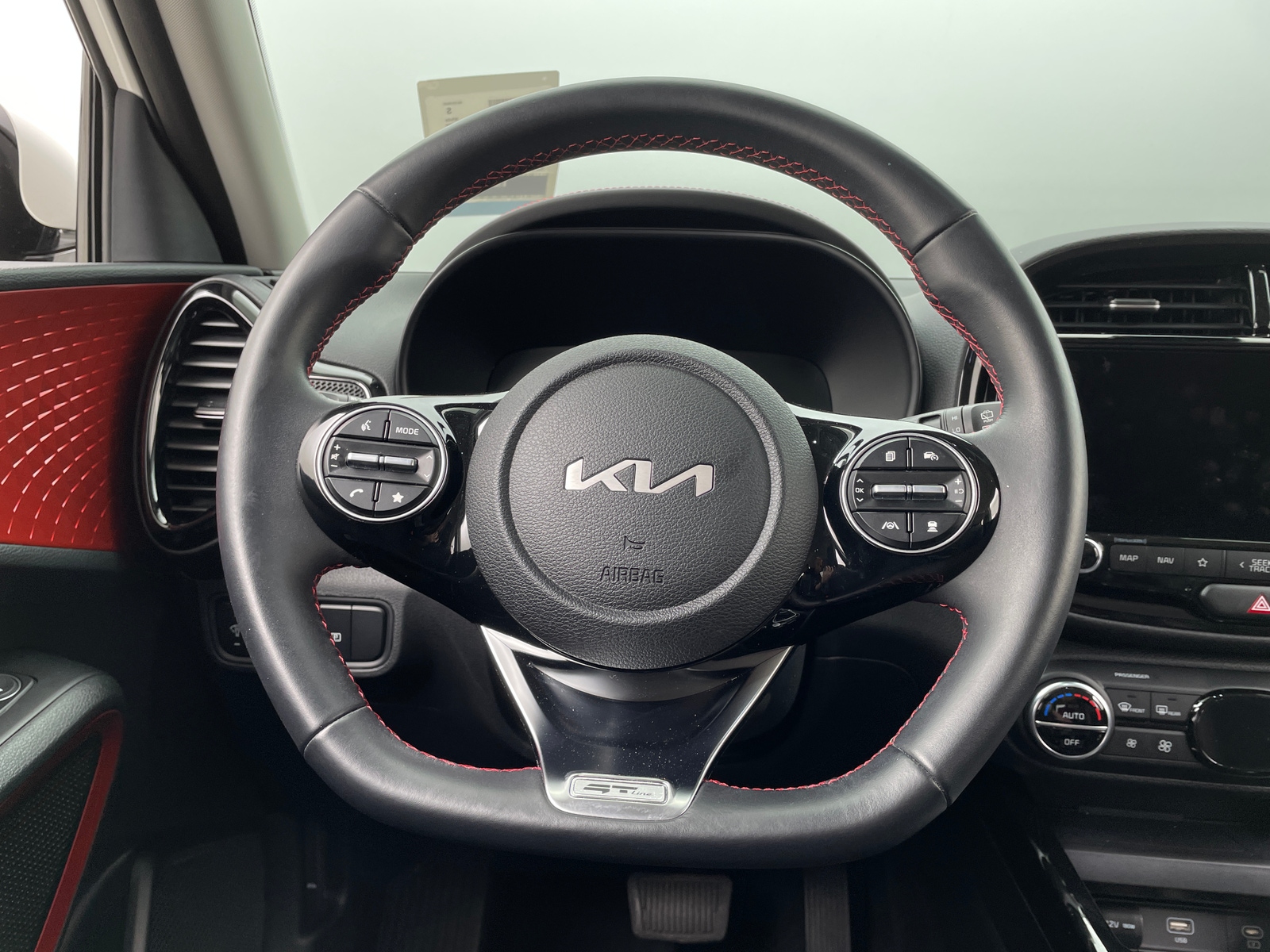 Thumbnail: 2023 Kia Soul - 5