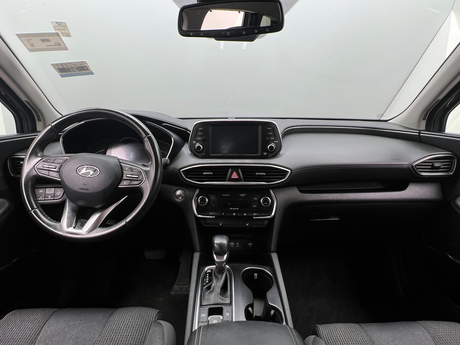 Thumbnail: 2019 Hyundai Santa Fe - 3
