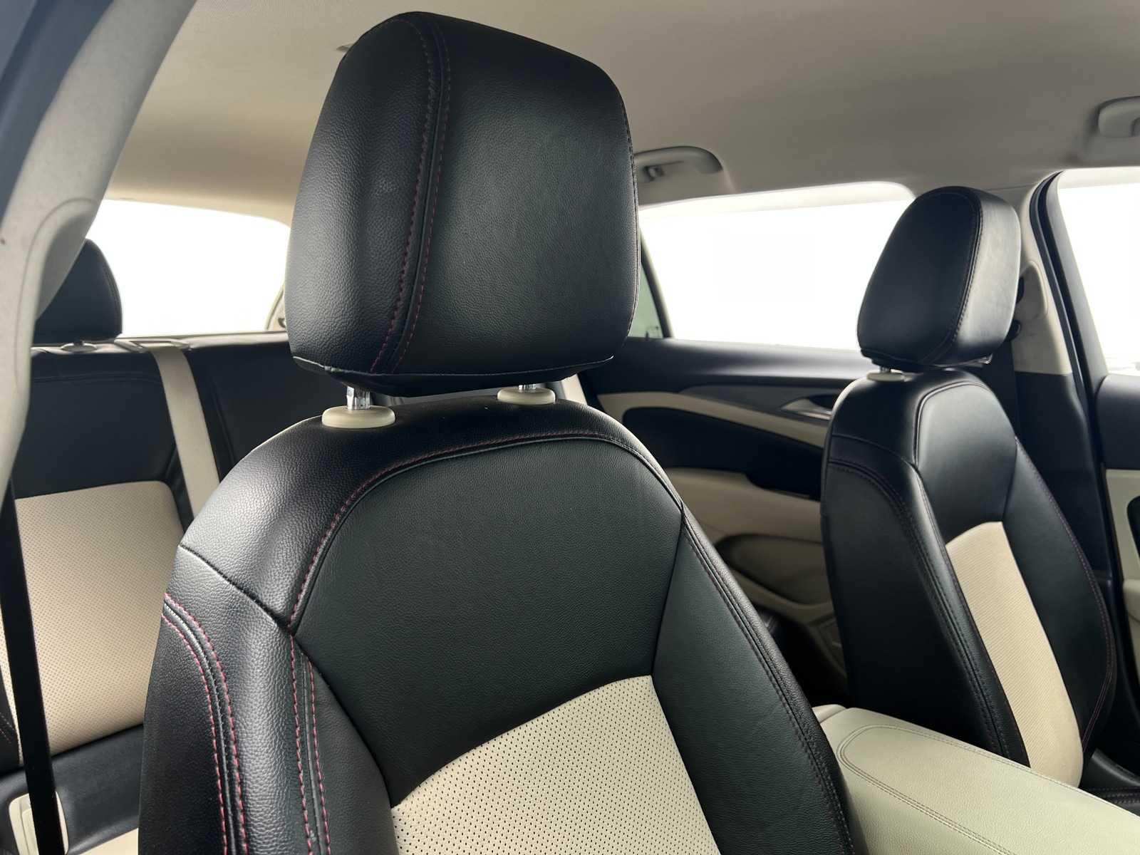 Thumbnail: 2018 Buick Regal - 2