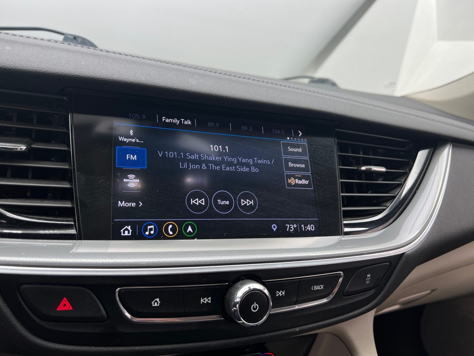 Thumbnail: 2018 Buick Regal - 4