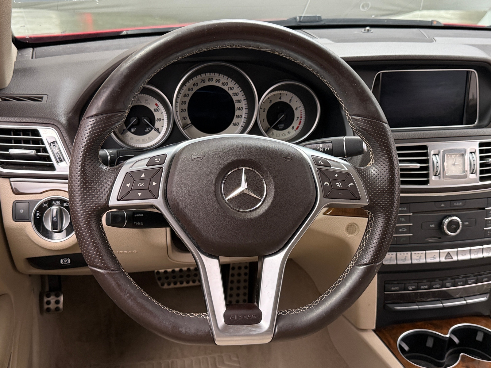 Thumbnail: 2016 Mercedes-Benz E-Class - 4