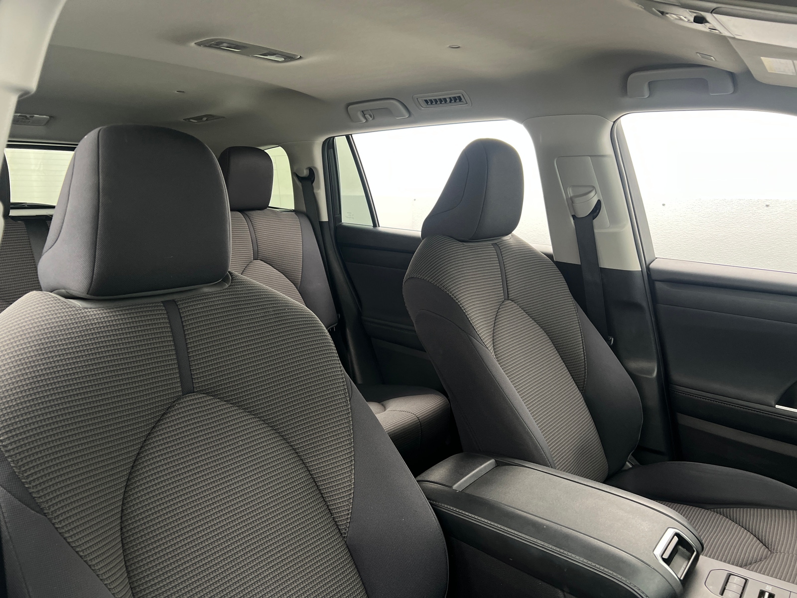 Thumbnail: 2023 Toyota Highlander - 2