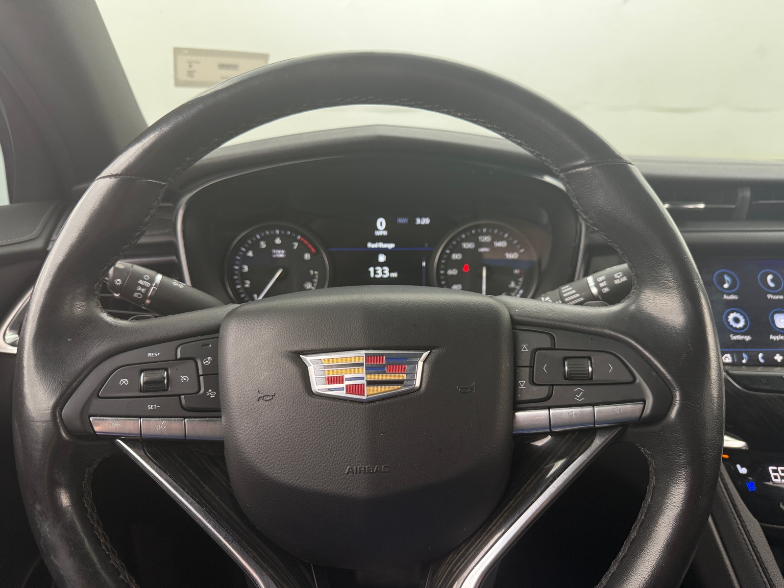 Thumbnail: 2021 Cadillac XT6 - 4