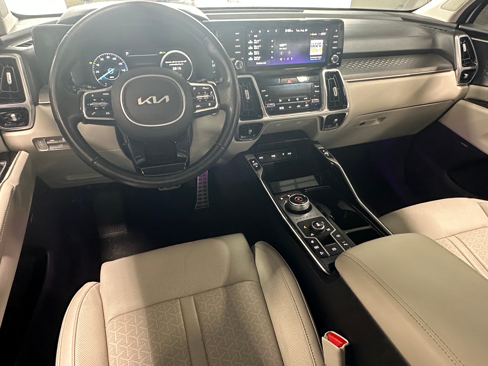 Thumbnail: 2023 Kia Sorento - 2