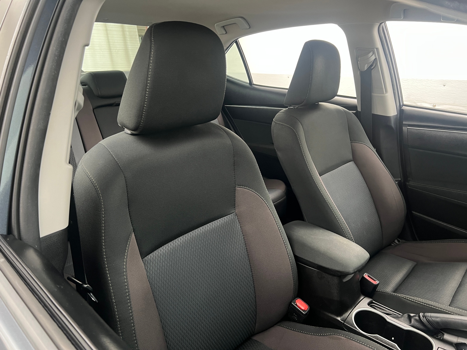 Thumbnail: 2018 Toyota Corolla - 2