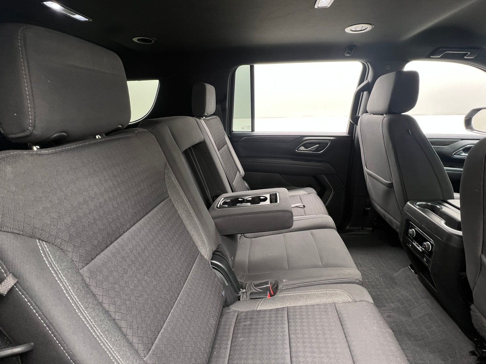 Thumbnail: 2023 Chevrolet Suburban - 6