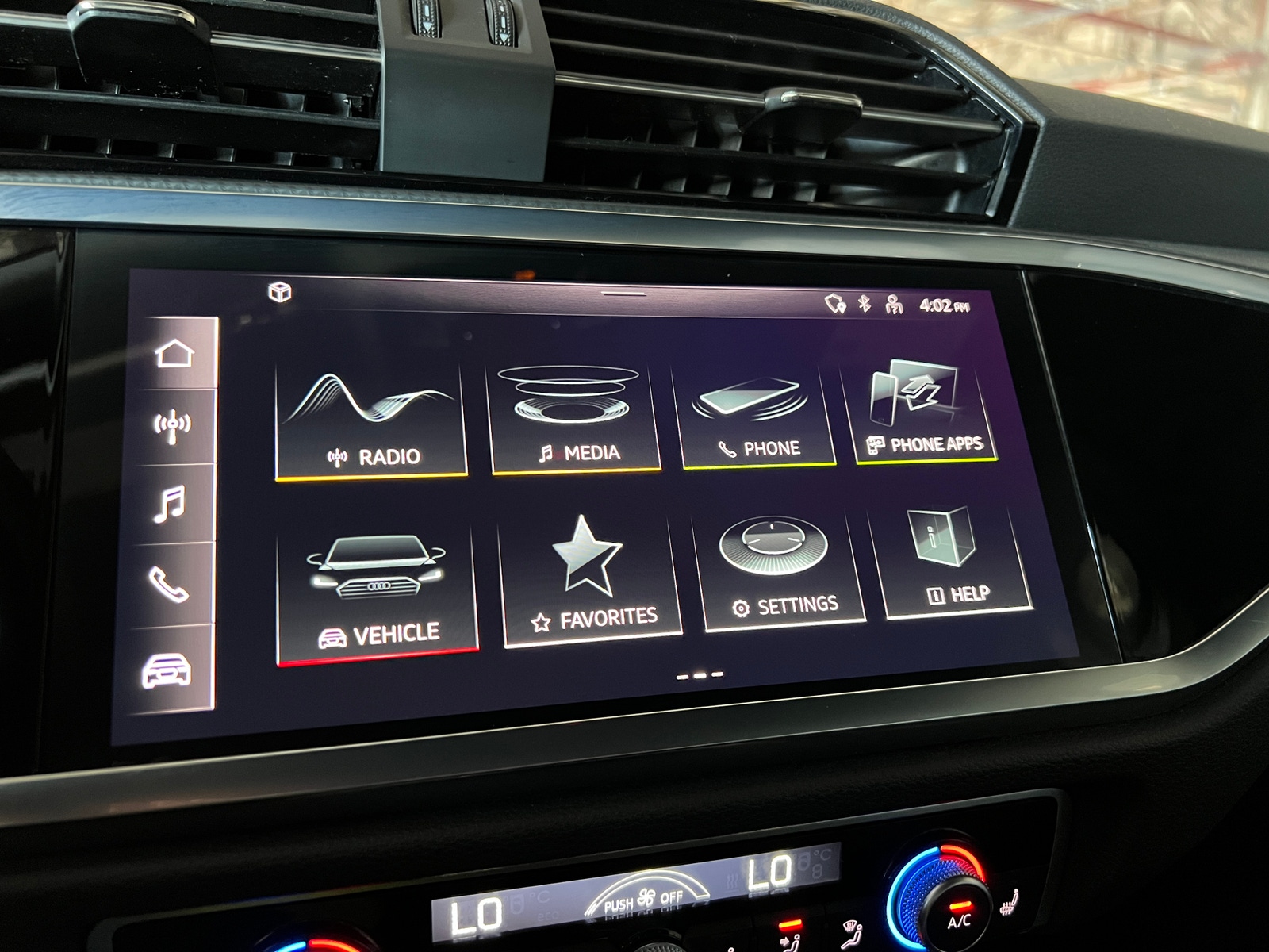 Thumbnail: 2023 Audi Q3 - 3