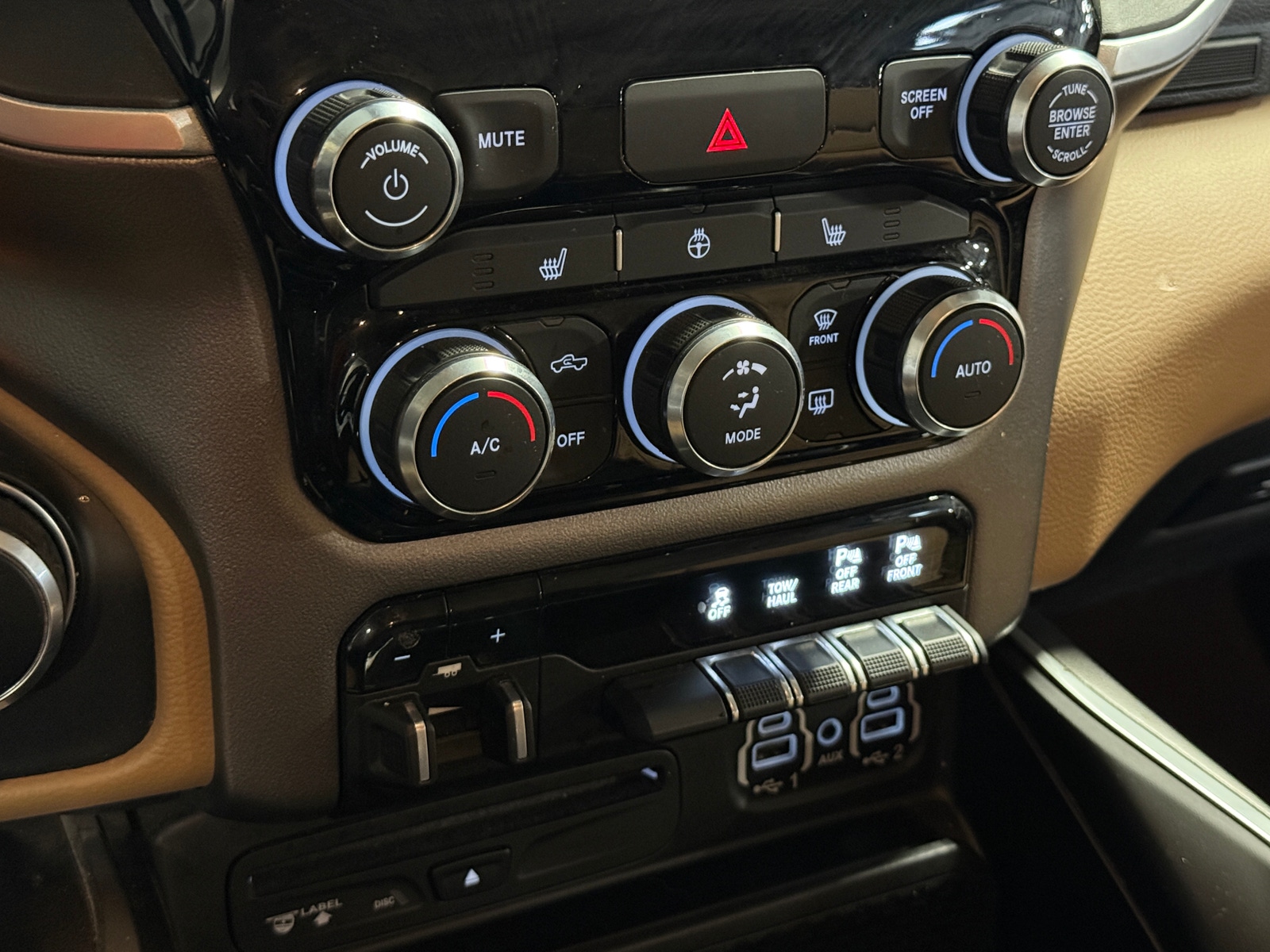 Thumbnail: 2019 RAM 1500 - 4