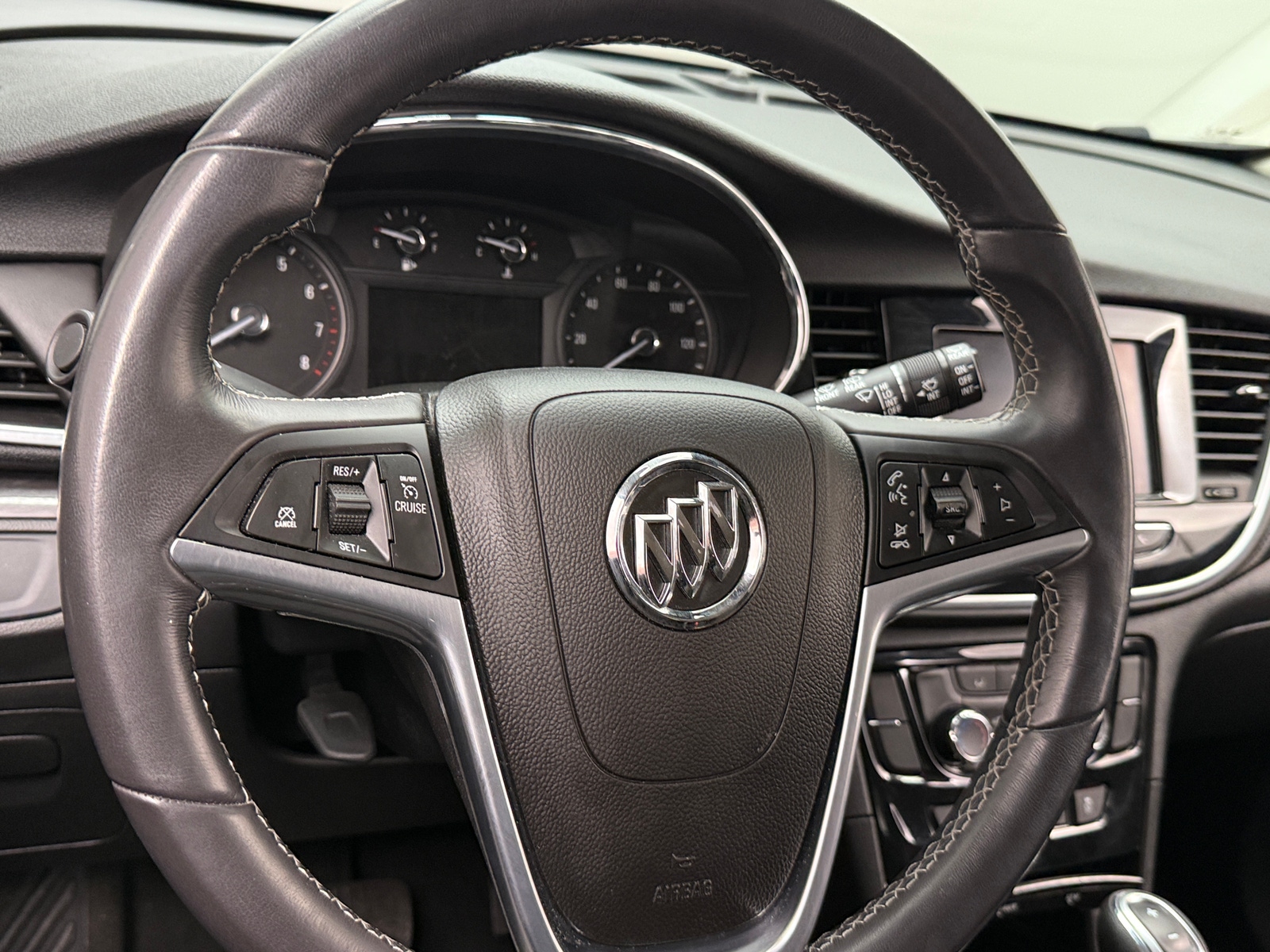 Thumbnail: 2022 Buick Encore - 5