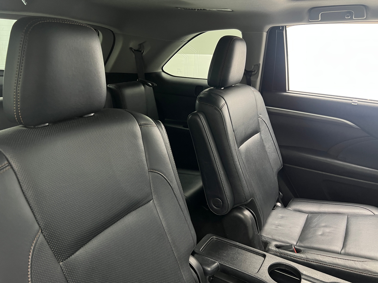 Thumbnail: 2017 Toyota Highlander - 5
