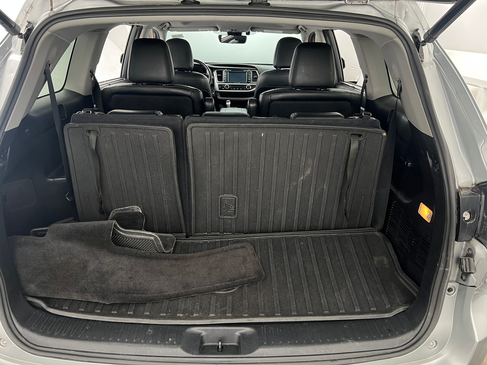 Thumbnail: 2017 Toyota Highlander - 6