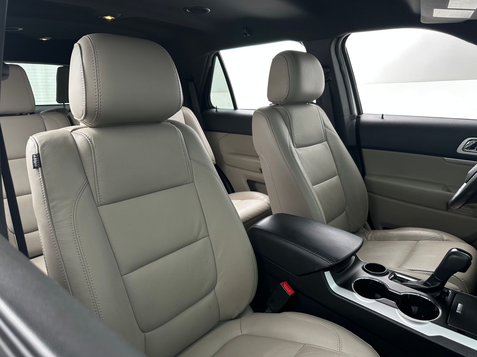 Thumbnail: 2015 Ford Explorer - 2