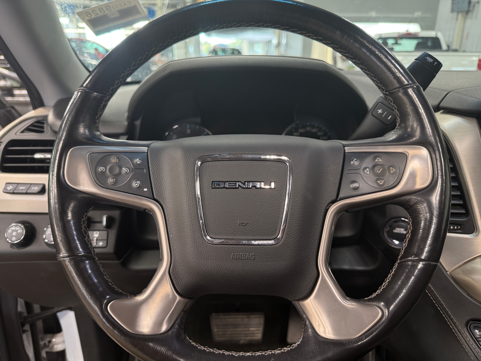 Thumbnail: 2018 GMC Yukon - 4