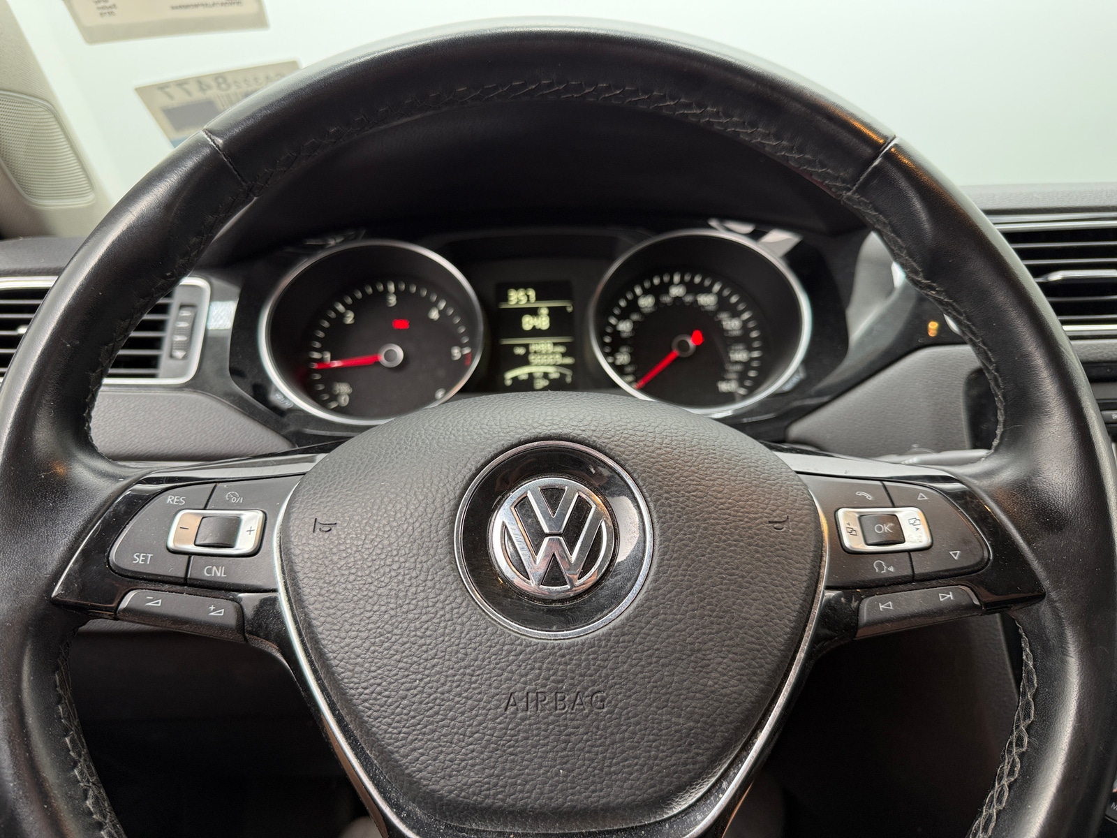 Thumbnail: 2015 Volkswagen Jetta - 5