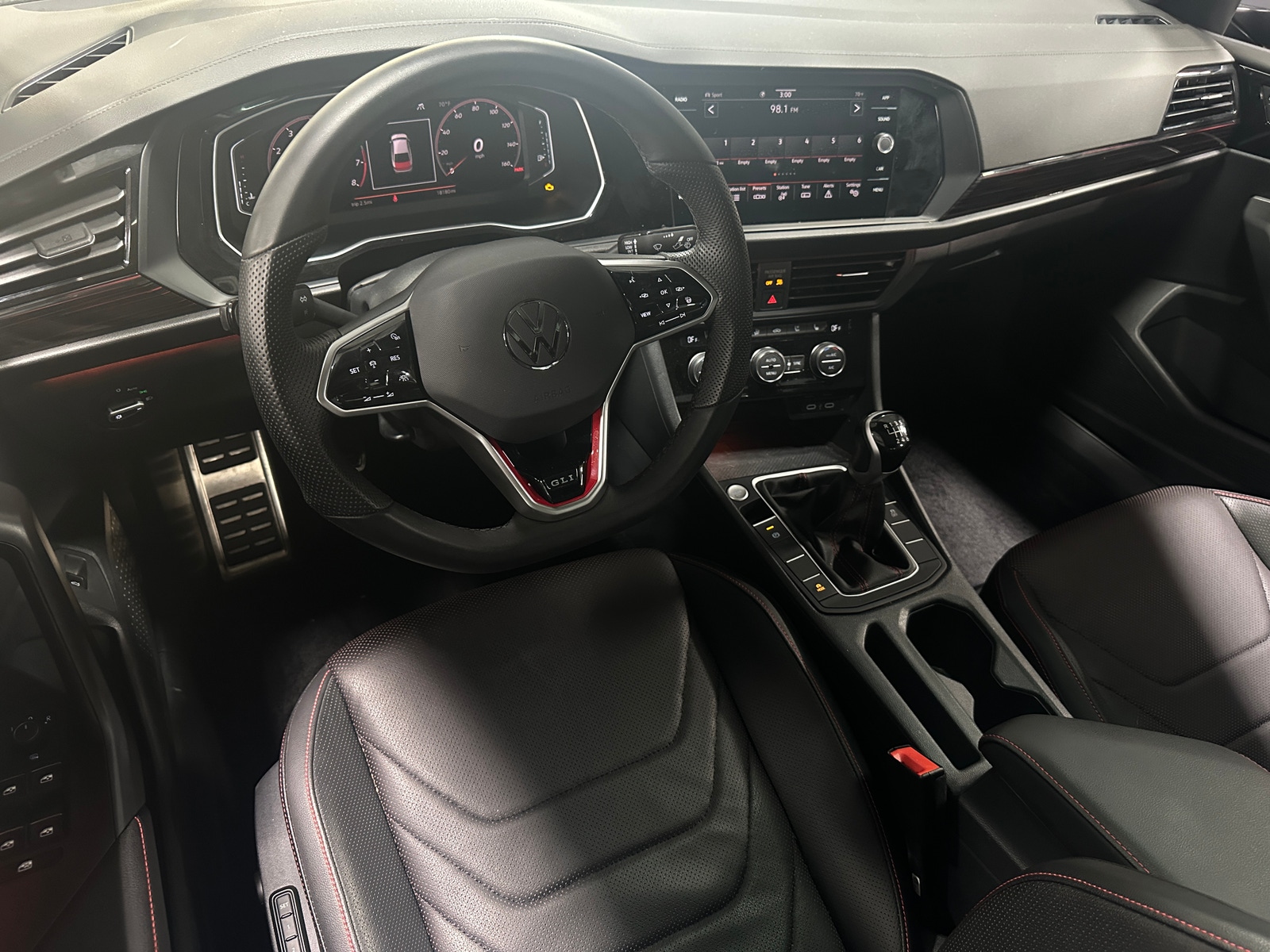 Thumbnail: 2024 Volkswagen Jetta - 2