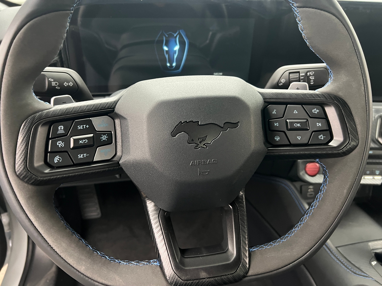 Thumbnail: 2025 Ford Mustang - 4