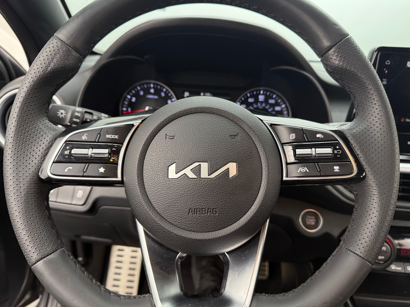 Thumbnail: 2024 Kia Forte - 5