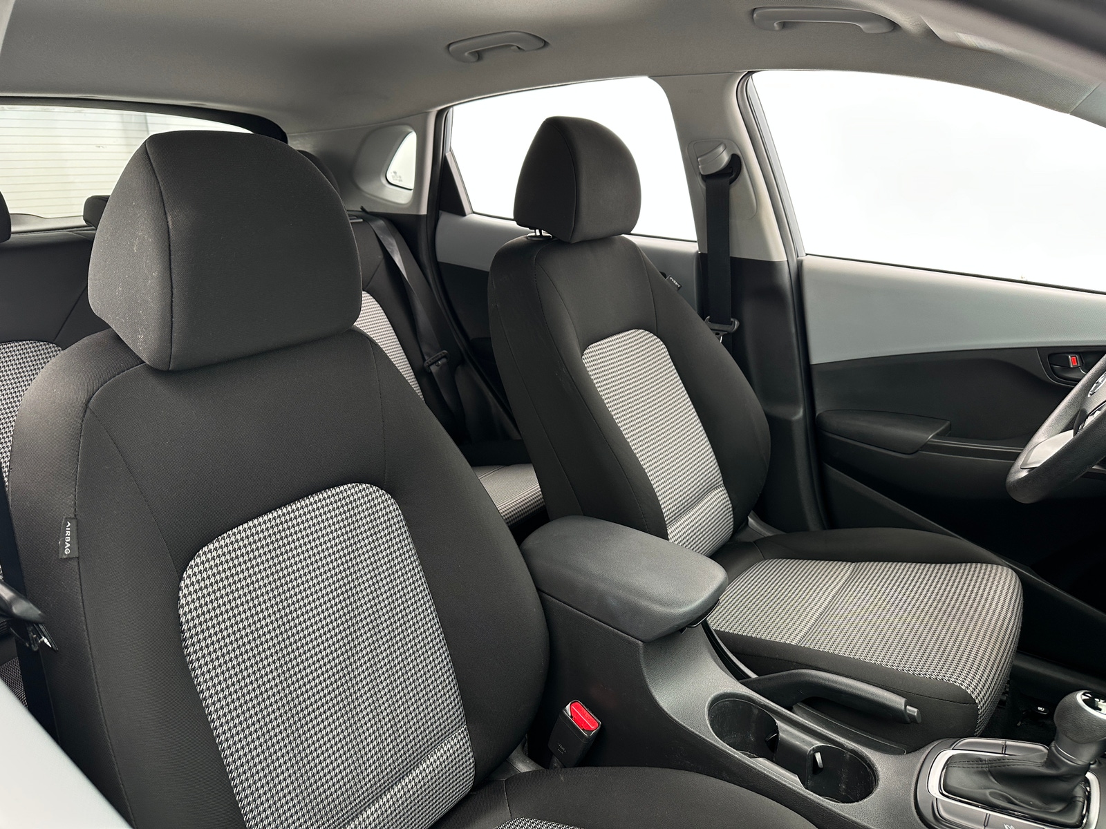 Thumbnail: 2020 Hyundai Kona - 2