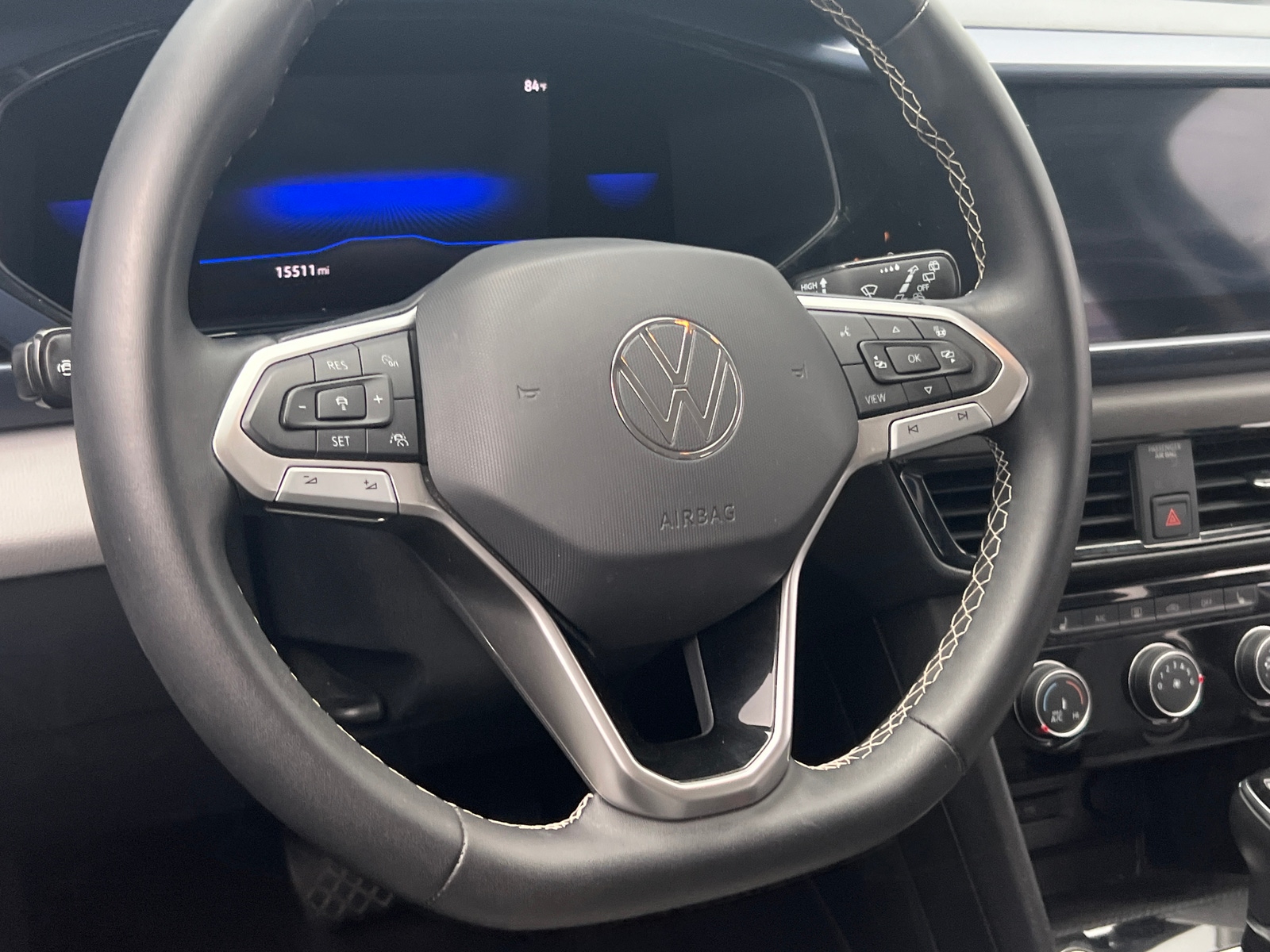 Thumbnail: 2023 Volkswagen Taos - 4