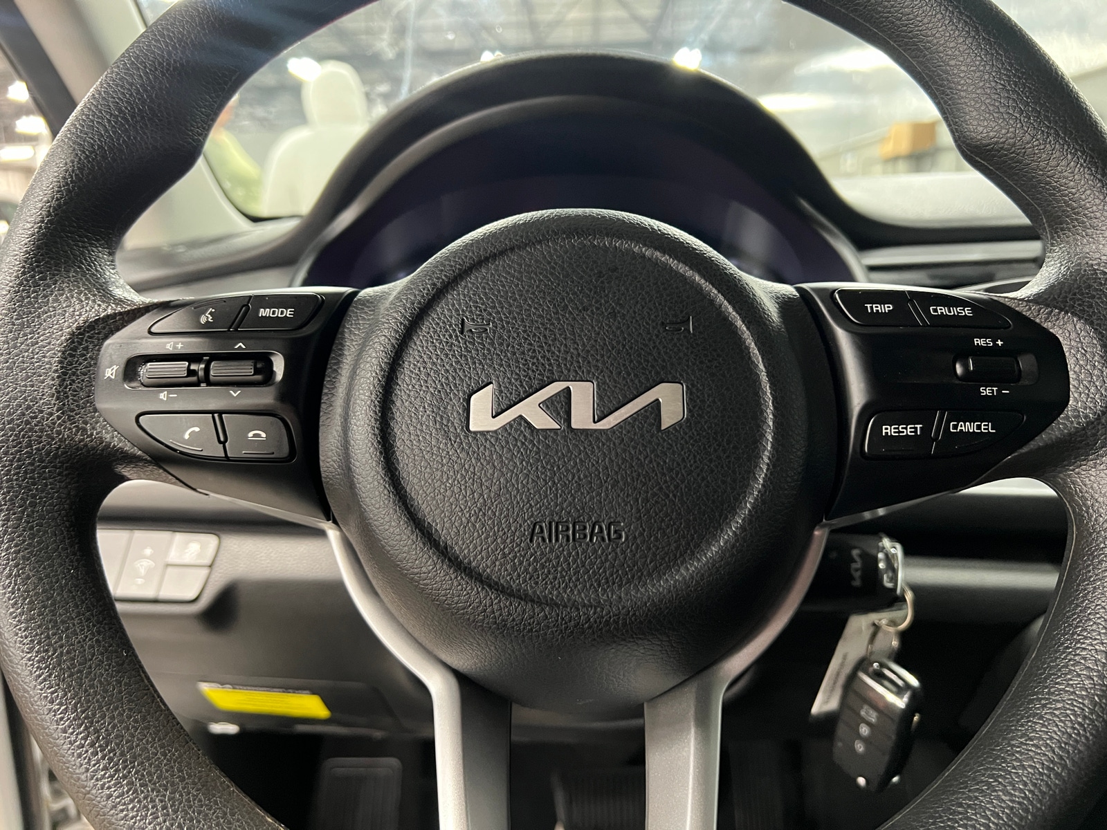 Thumbnail: 2023 Kia Rio - 5