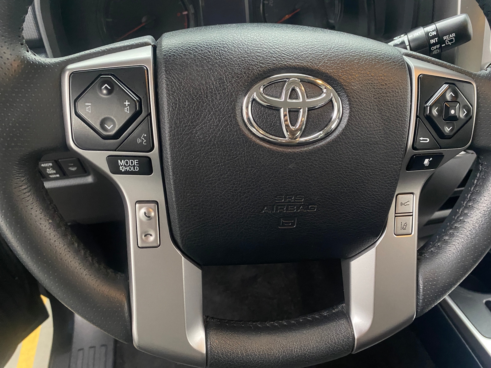 Thumbnail: 2022 Toyota 4Runner - 4
