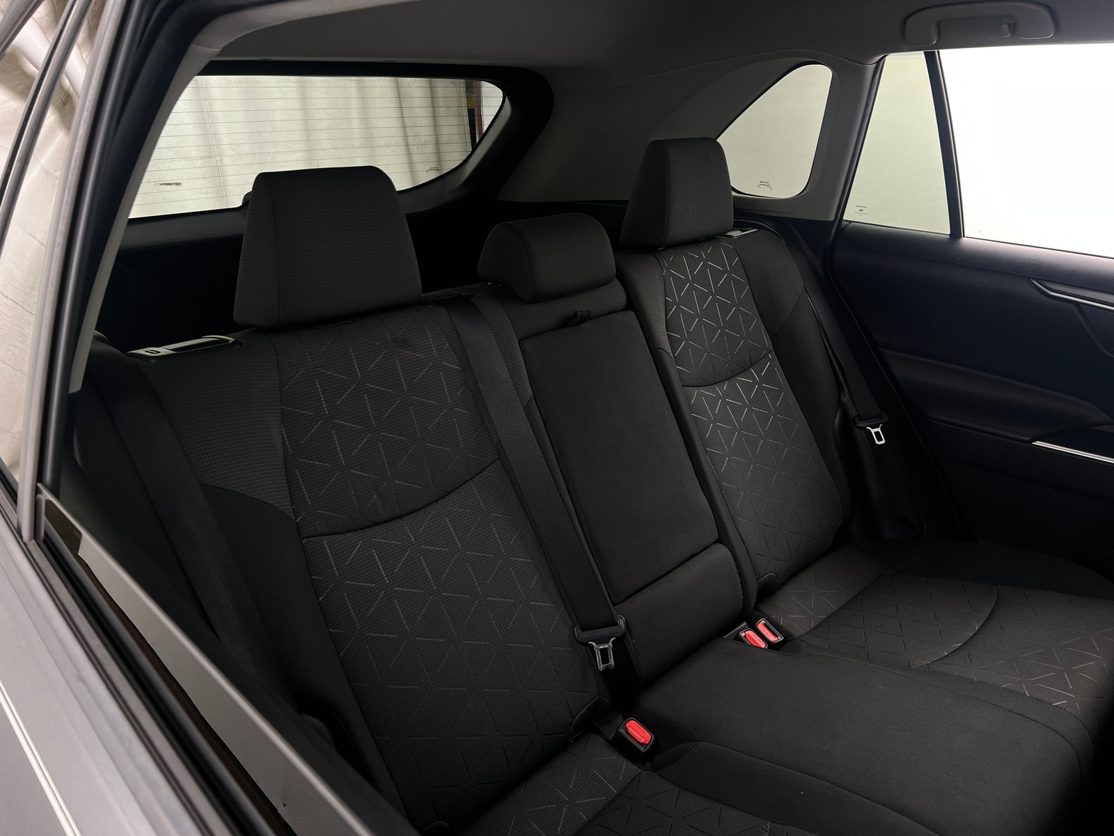 Thumbnail: 2021 Toyota RAV4 - 6