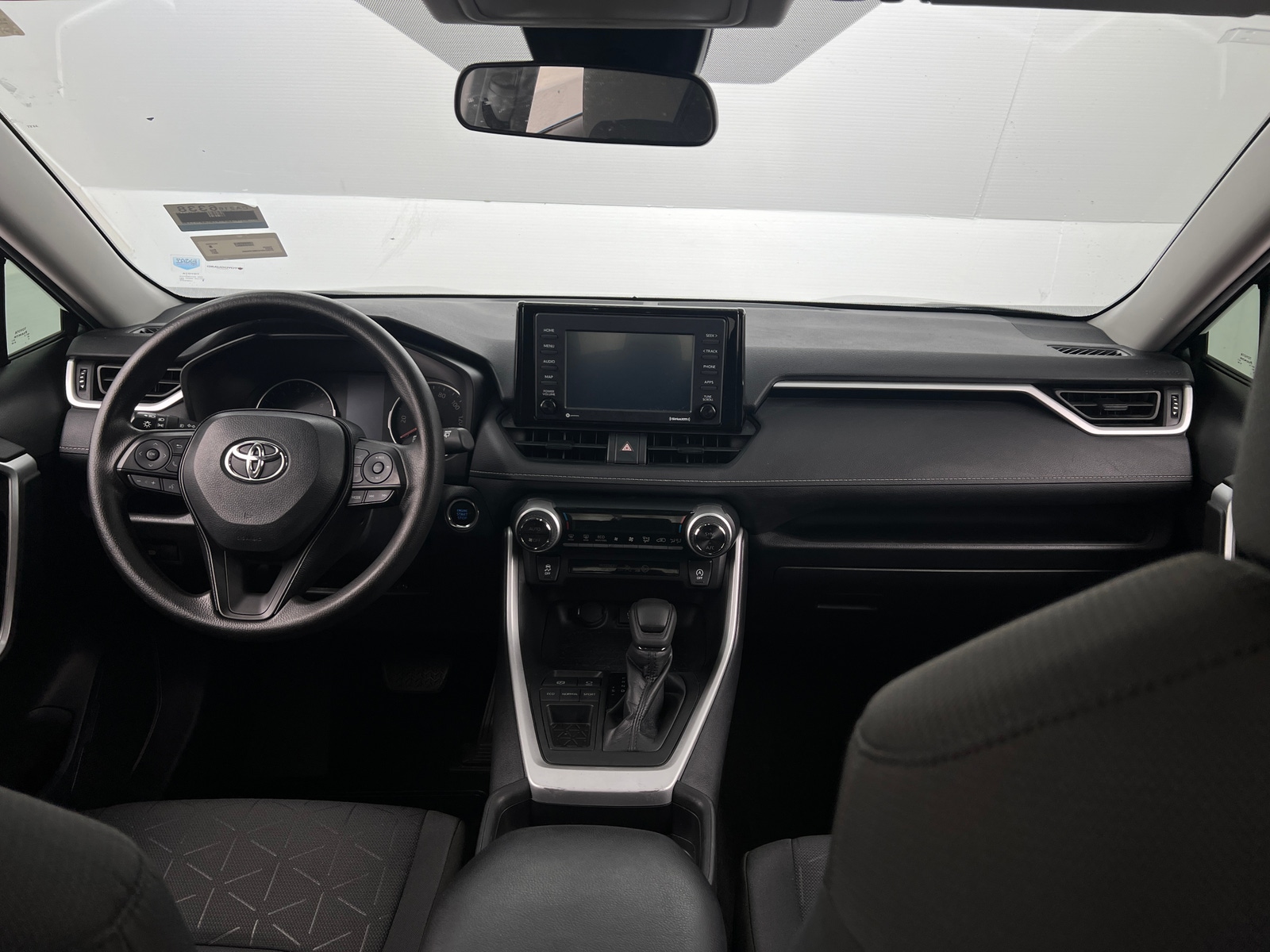Thumbnail: 2021 Toyota RAV4 - 3