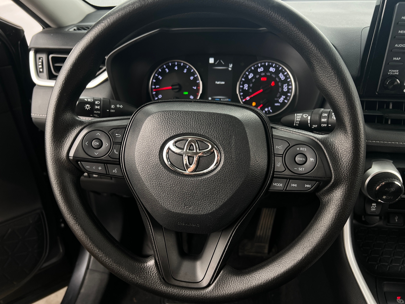 Thumbnail: 2021 Toyota RAV4 - 5
