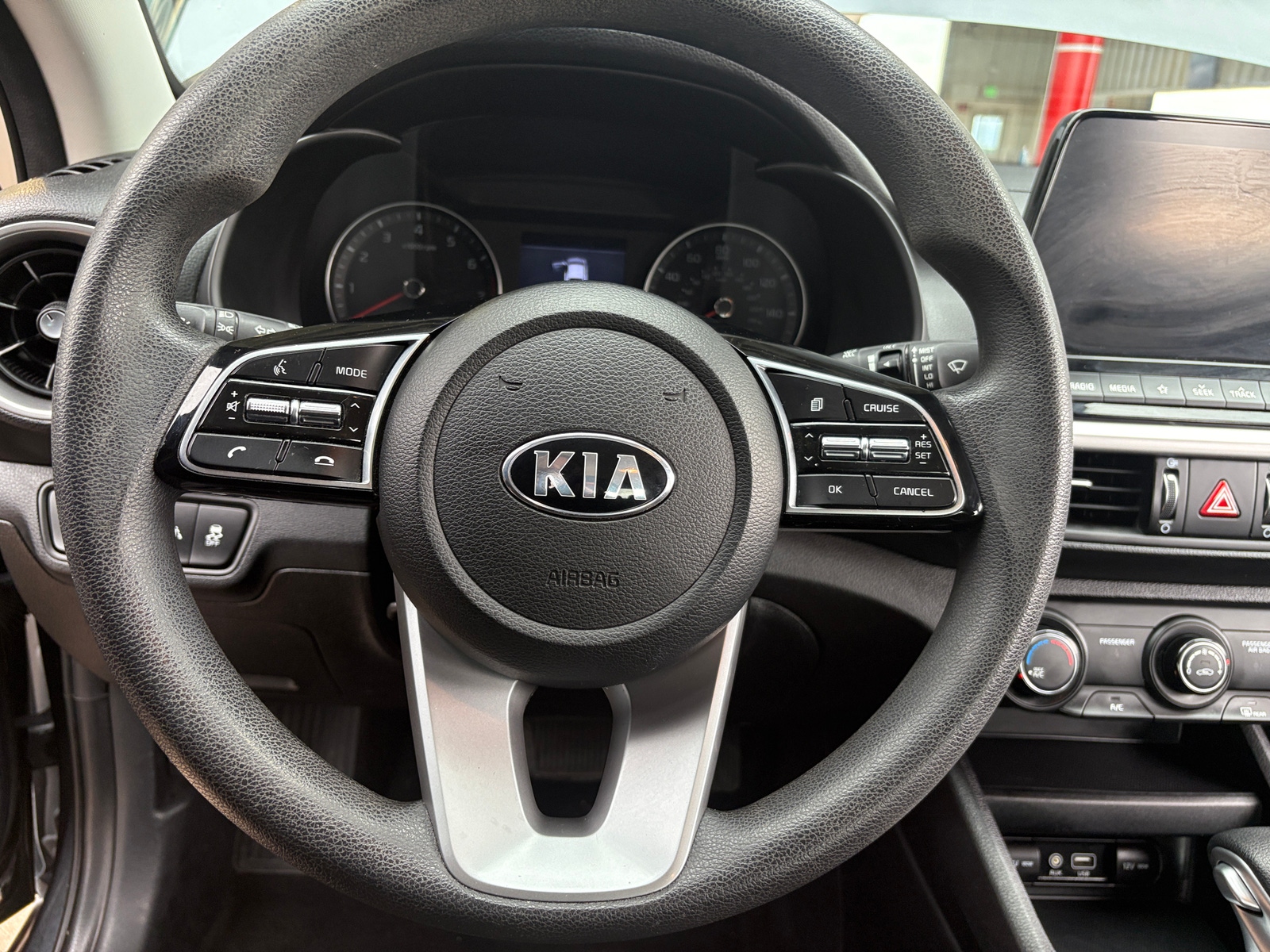 Thumbnail: 2020 Kia Forte - 5